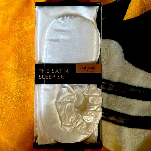 Kitsch Intimates & Sleepwear Kitsch The Satin Sleep Set Pillow Case Scrunchie Sleep Mask